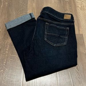 American Eagle Artist Crop Stretch dark wash cropped jeans size 16